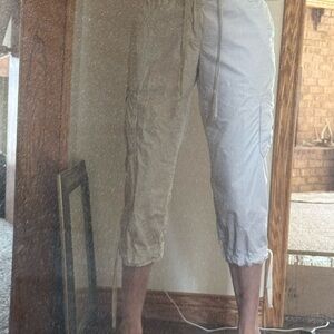 Liz Claiborne Beige Capris